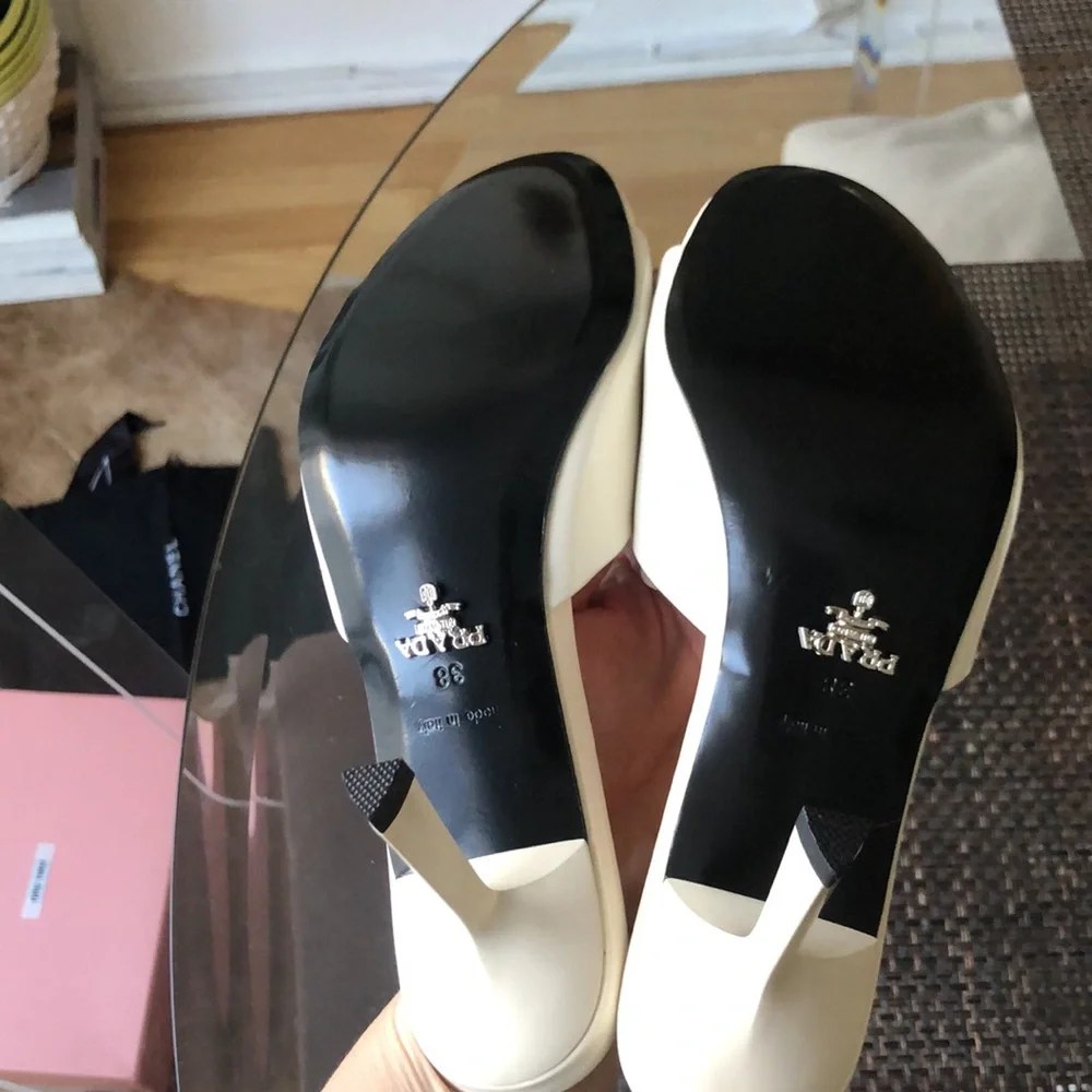 Prada Women's Cream patent leather Slide Sandals mules size 38 - Picture 6 of 7